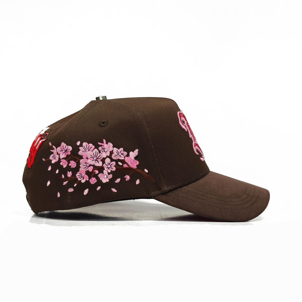 LA blossoms 🌸 Brown