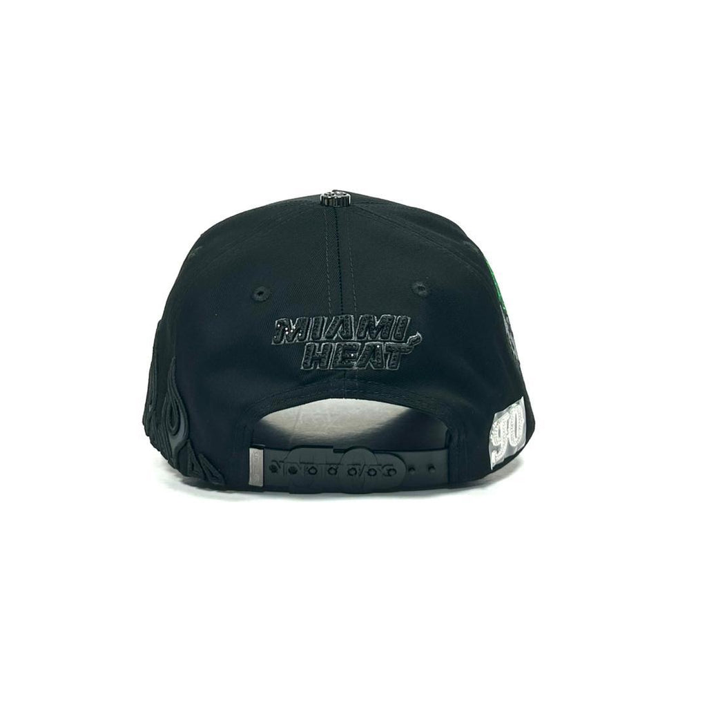 Heats black